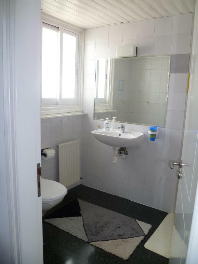 Double Room With Ensuite Bathroom At Datacom Building 니코시아 외부 사진